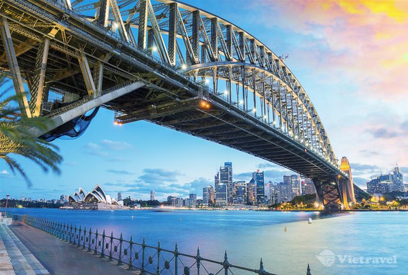 Tour information: Australia: Sydney - Canberra - Blue Mountains - Melbourne (01 day free Melbourne) (Floriade Festival)
