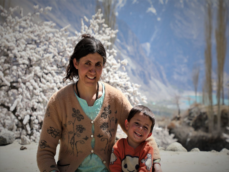 Tour information: Pakistan: Khám phá Con đường Huyền Thoại: Islamabad - Kỳ quan lẫy lừng Karakoram - Thung lũng địa đàng Hunza - Cầu treo Hussaini - Hồ Ngọc Bích Attabad - Ngắm nhìn dòng sông băng Passu